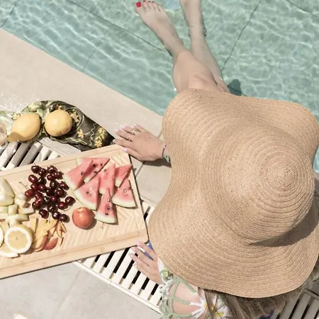 Miguel Luxury Front וילה