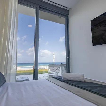 Miguel Luxury Front Villa Fánai
