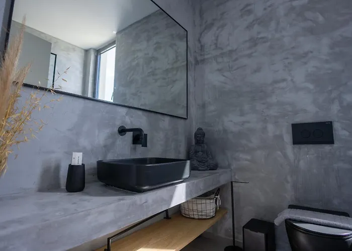 Miguel Luxury Front Vila