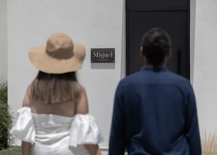 Vila Miguel Luxury Front Fánai
