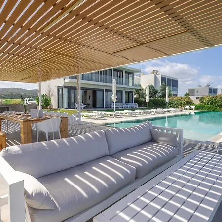 Miguel Luxury Front Villa *