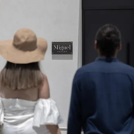 Βίλα Miguel Luxury Front Φάνες