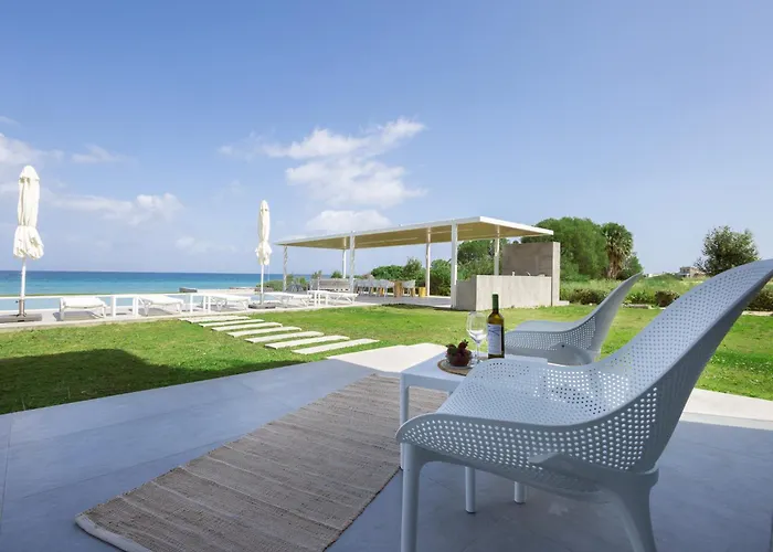 Miguel Luxury Front פאנאי