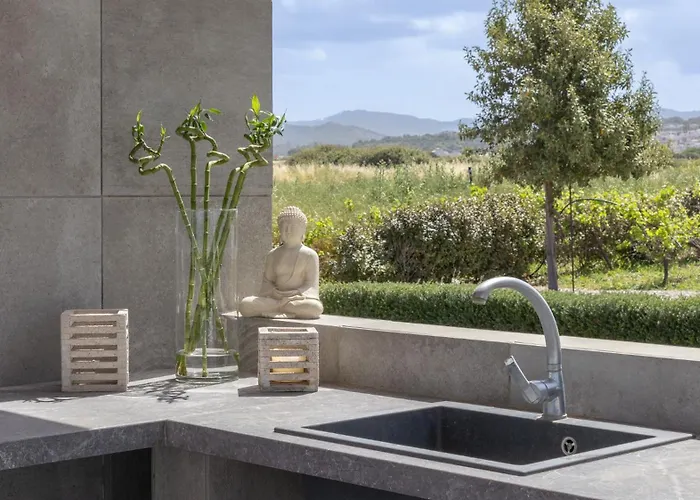 Miguel Luxury Front *