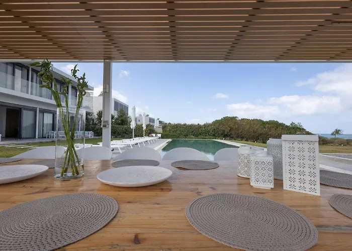 Miguel Luxury Front Fánai