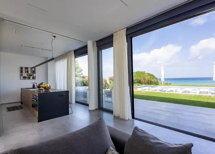 וילה Miguel Luxury Front *